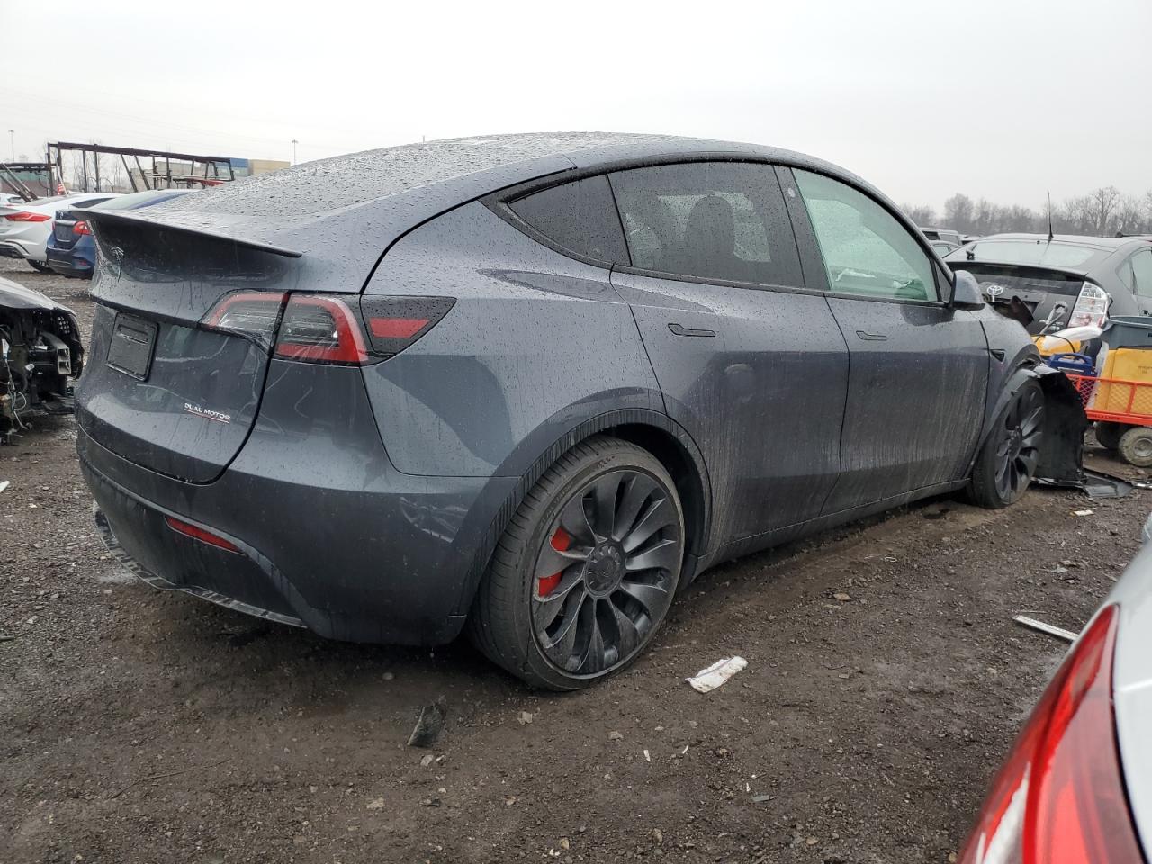 Photo 2 VIN: 7SAYGDEF9PF641018 - TESLA MODEL Y 