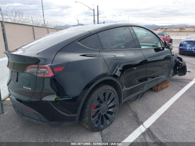 Photo 3 VIN: 7SAYGDEF9PF659602 - TESLA MODEL Y 