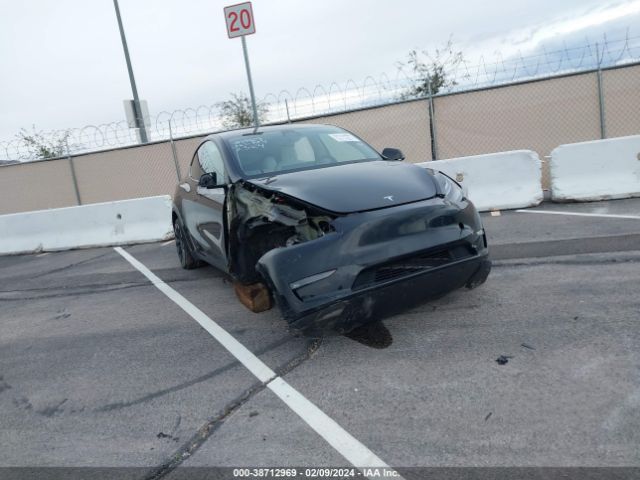 Photo 5 VIN: 7SAYGDEF9PF659602 - TESLA MODEL Y 