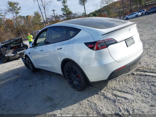 Photo 2 VIN: 7SAYGDEF9PF703016 - TESLA MODEL Y 