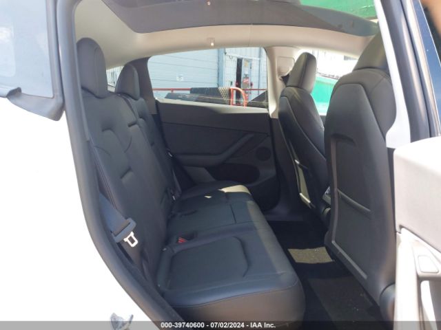 Photo 7 VIN: 7SAYGDEF9PF773938 - TESLA MODEL Y 