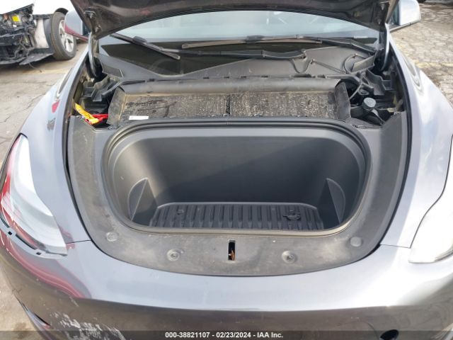 Photo 9 VIN: 7SAYGDEF9PF797172 - TESLA MODEL Y 