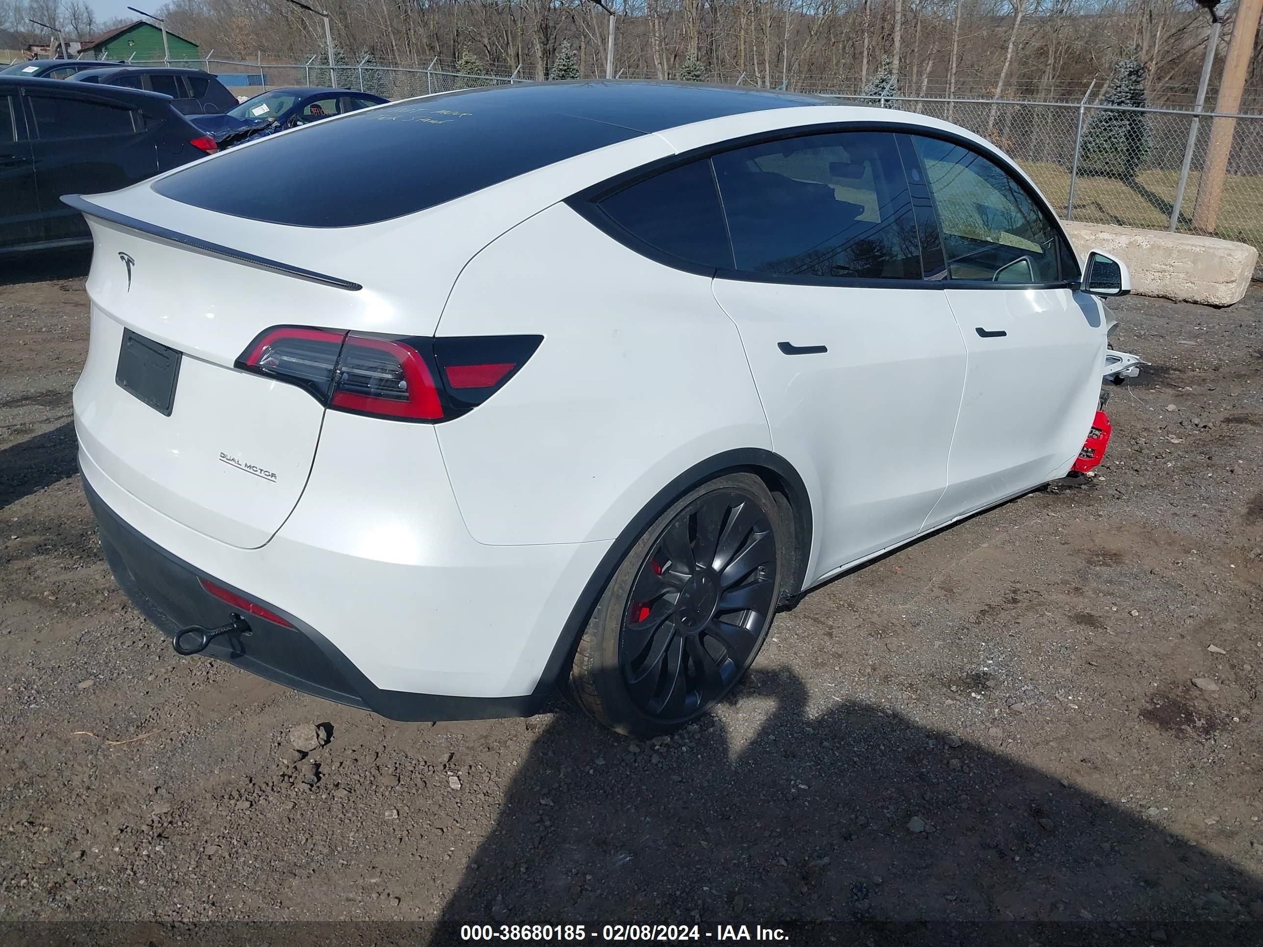 Photo 3 VIN: 7SAYGDEF9PF924129 - TESLA MODEL Y 