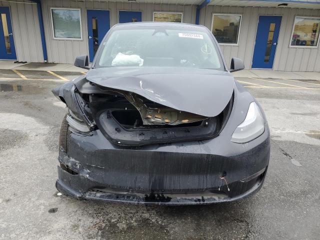 Photo 4 VIN: 7SAYGDEF9RF041554 - TESLA MODEL Y 