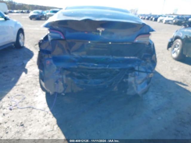 Photo 5 VIN: 7SAYGDEFXNF360391 - TESLA MODEL Y 