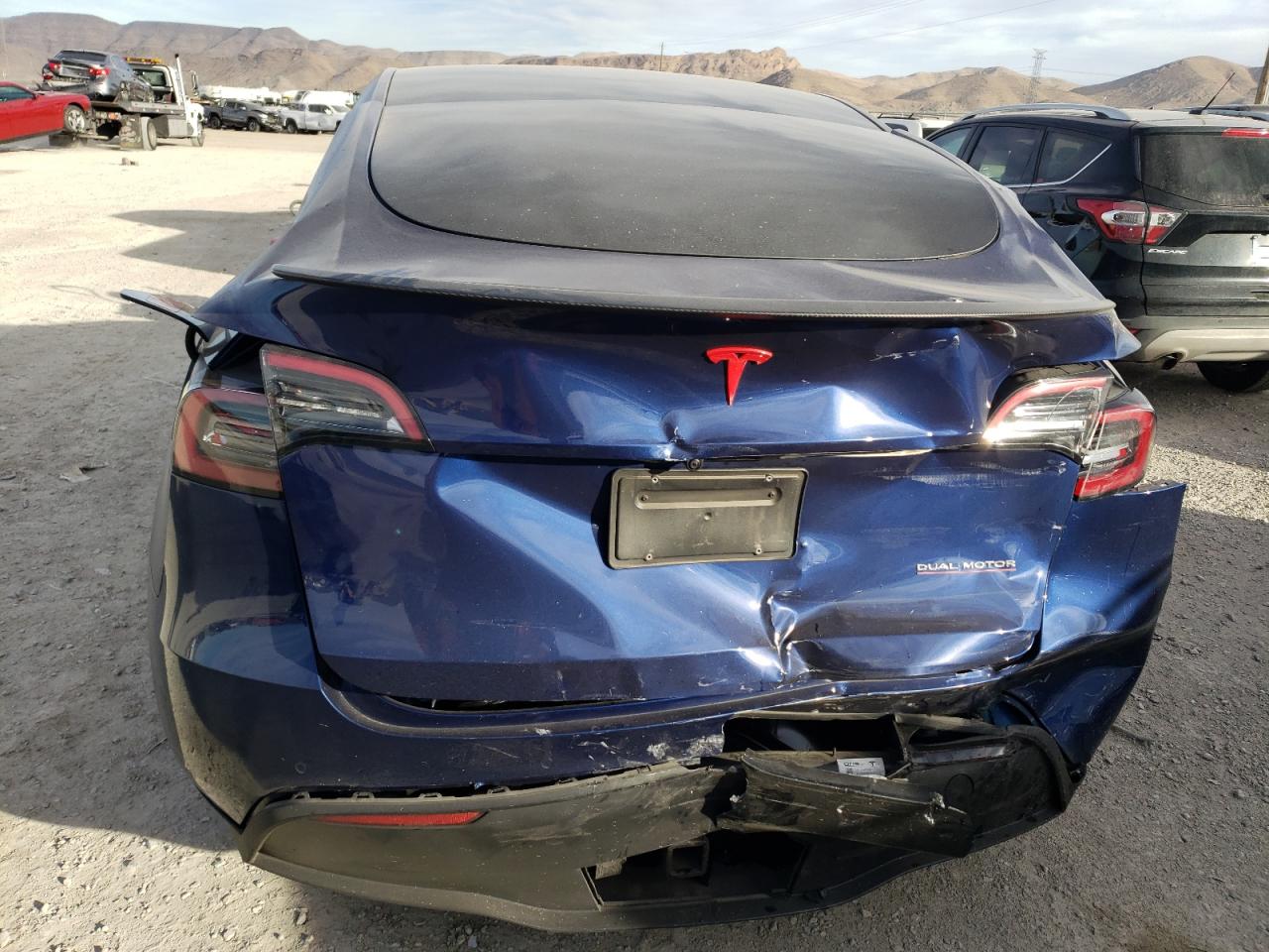 Photo 5 VIN: 7SAYGDEFXNF530040 - TESLA MODEL Y 