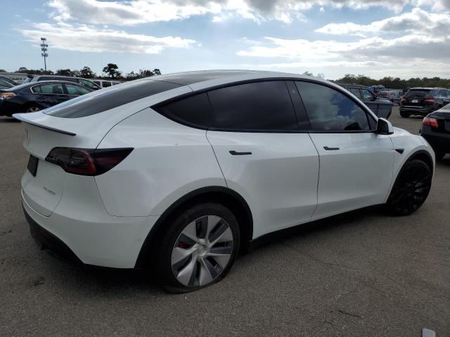 Photo 2 VIN: 7SAYGDEFXNF548621 - TESLA MODEL Y 