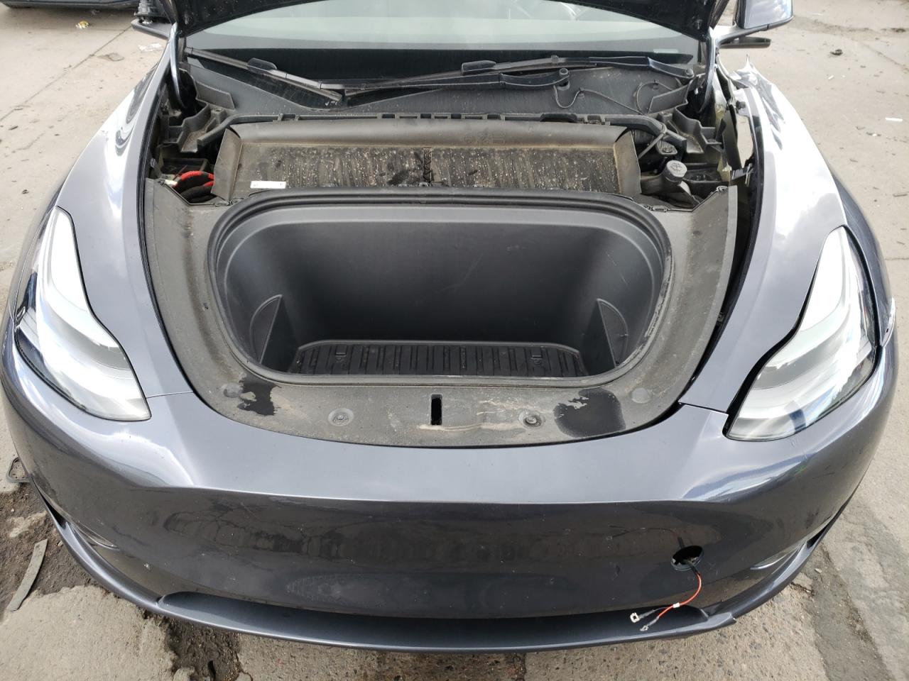 Photo 10 VIN: 7SAYGDEFXPF601028 - TESLA MODEL Y 