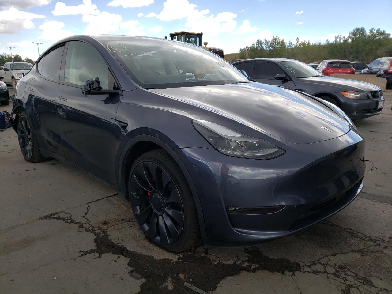 Photo 3 VIN: 7SAYGDEFXPF601028 - TESLA MODEL Y 