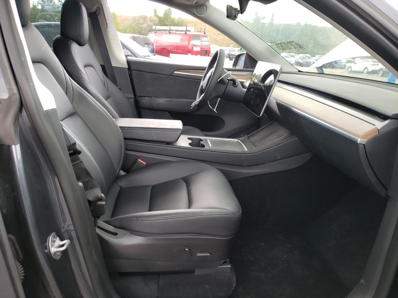 Photo 6 VIN: 7SAYGDEFXPF601028 - TESLA MODEL Y 