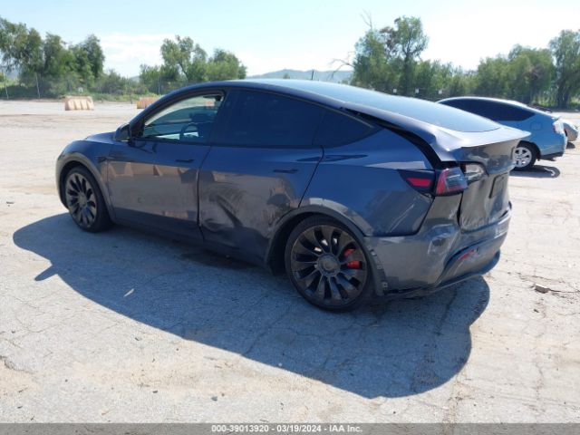 Photo 2 VIN: 7SAYGDEFXPF793888 - TESLA MODEL Y 