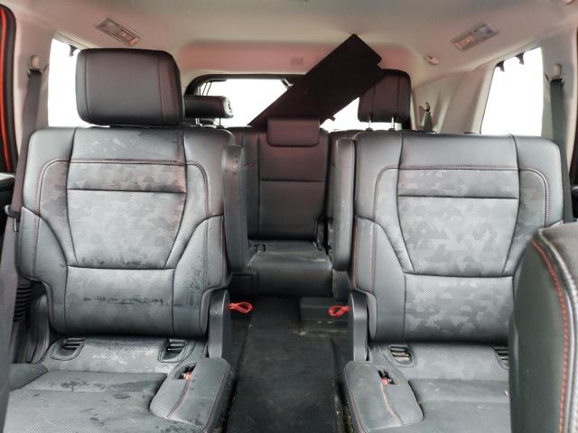 Photo 9 VIN: 7SVAAABA2PX008640 - TOYOTA SEQUOIA SR 