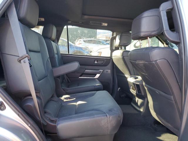 Photo 10 VIN: 7SVAAABA5PX011371 - TOYOTA SEQUOIA 