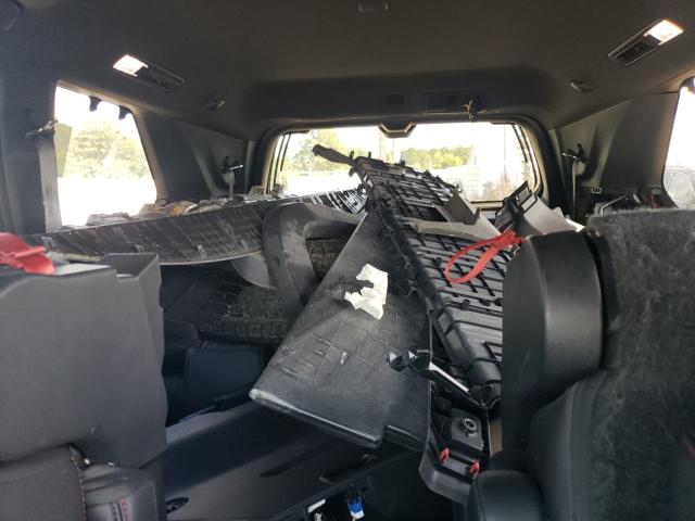 Photo 9 VIN: 7SVAAABA5RX021773 - TOYOTA SEQUOIA SR 