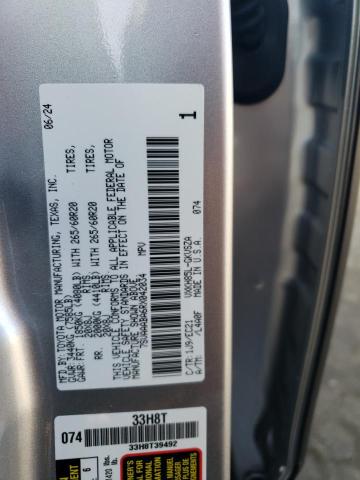 Photo 12 VIN: 7SVAAABA6RX042034 - TOYOTA SEQUOIA SR 