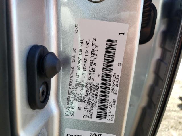 Photo 12 VIN: 7SVAAABA8PX008285 - TOYOTA SEQUOIA 