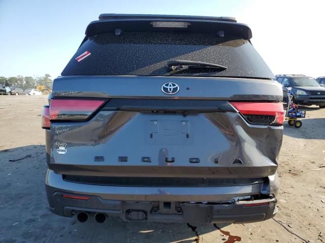 Photo 5 VIN: 7SVAAABA8PX010375 - TOYOTA SEQUOIA SR 