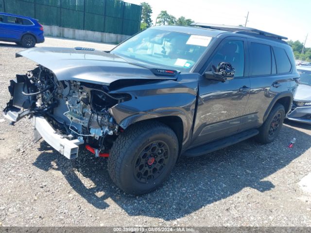 Photo 1 VIN: 7SVAAABA9RX038916 - TOYOTA SEQUOIA 