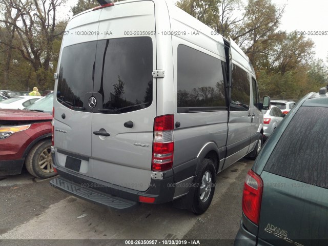 Photo 3 VIN: 8BRPE7CDXJE154984 - MERCEDES-BENZ SPRINTER VAN 