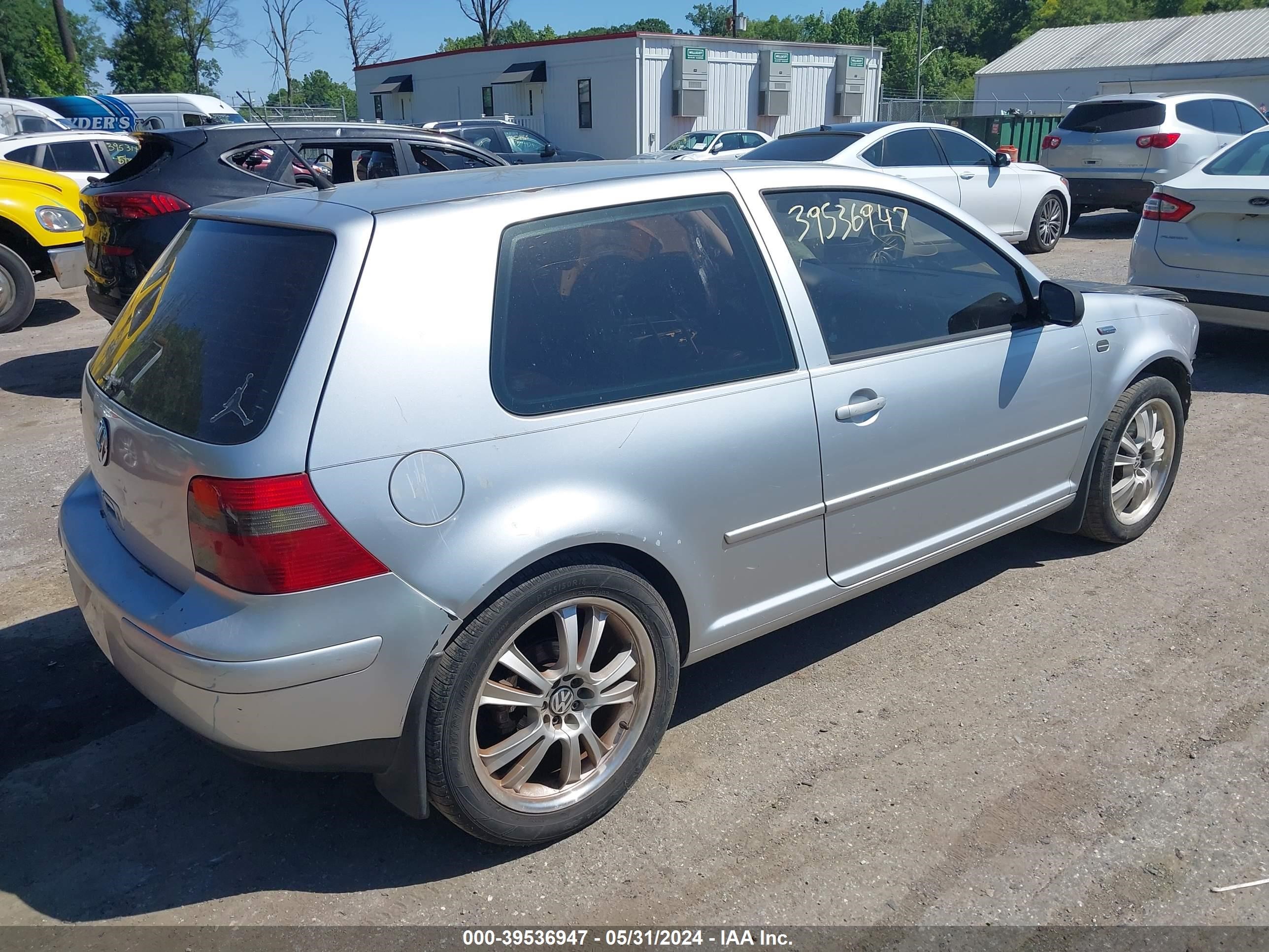 Photo 3 VIN: 9BWDD61J014070503 - VOLKSWAGEN GTI 