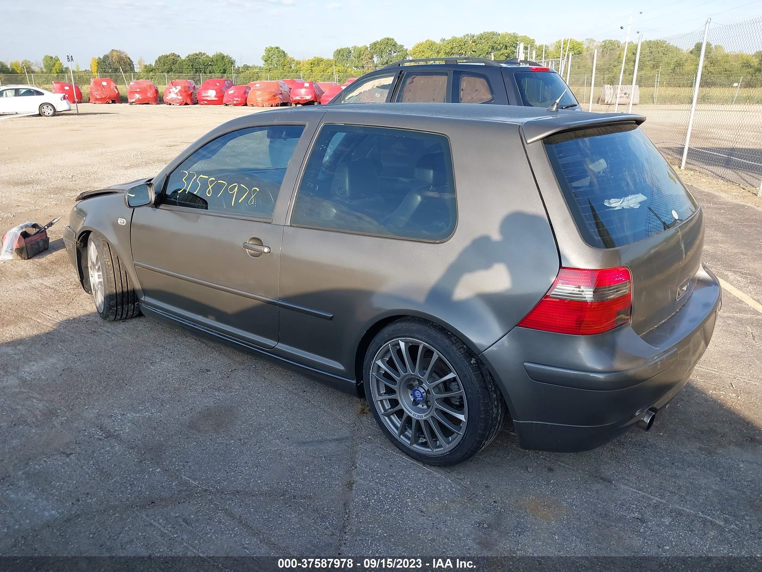 Photo 2 VIN: 9BWDE61J444013397 - VOLKSWAGEN GTI 