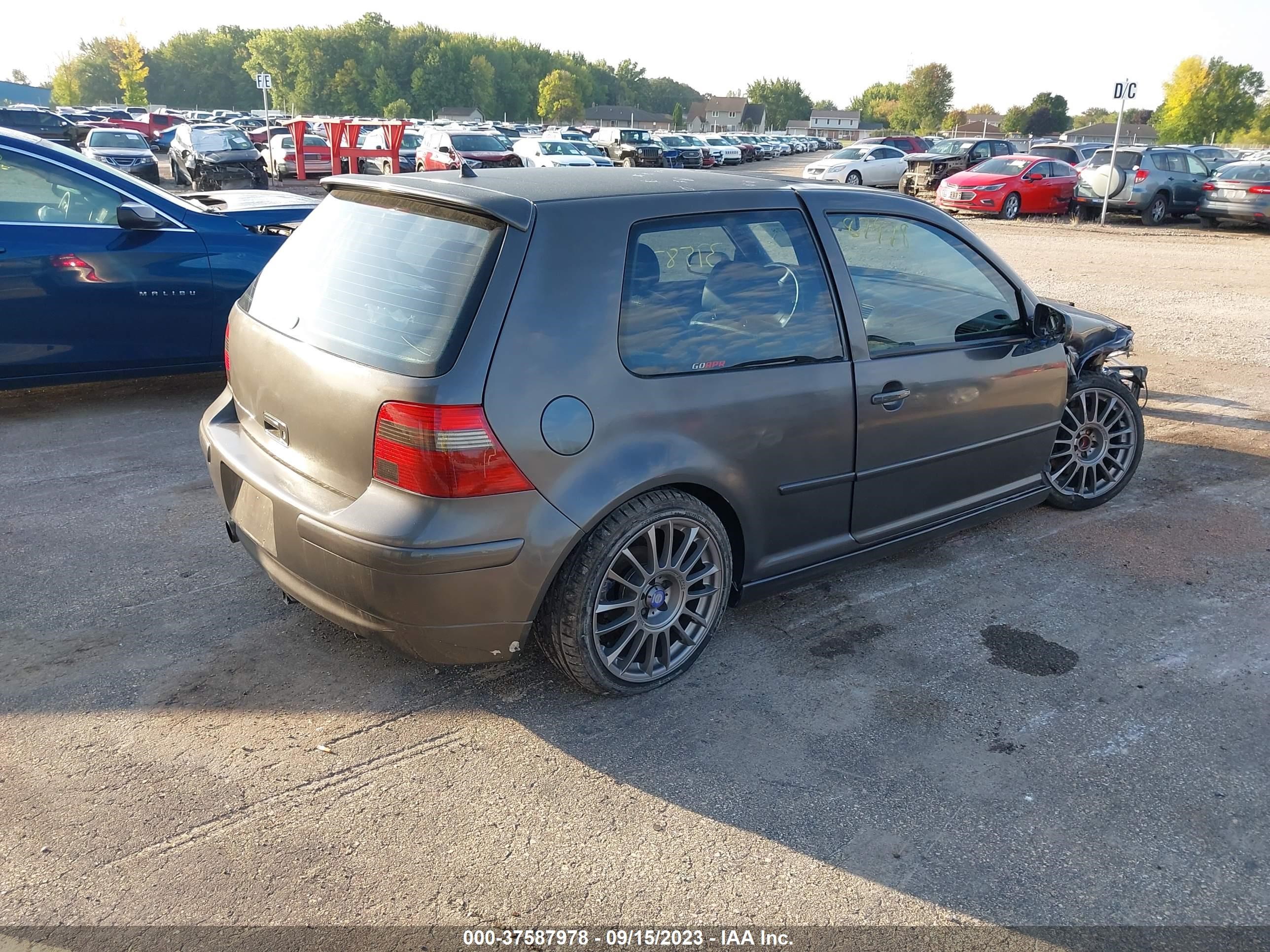 Photo 3 VIN: 9BWDE61J444013397 - VOLKSWAGEN GTI 