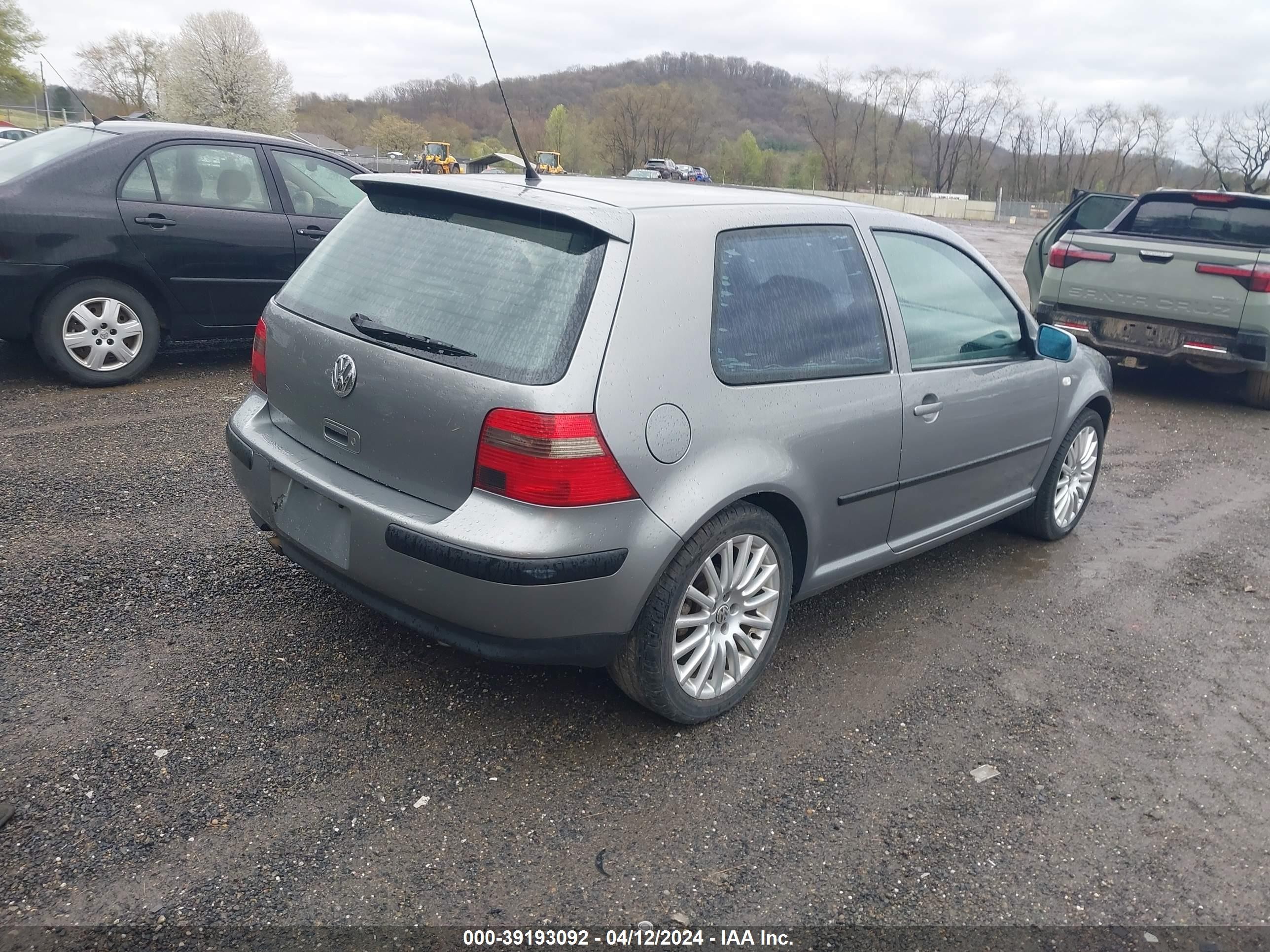 Photo 3 VIN: 9BWDE61J744000403 - VOLKSWAGEN GTI 