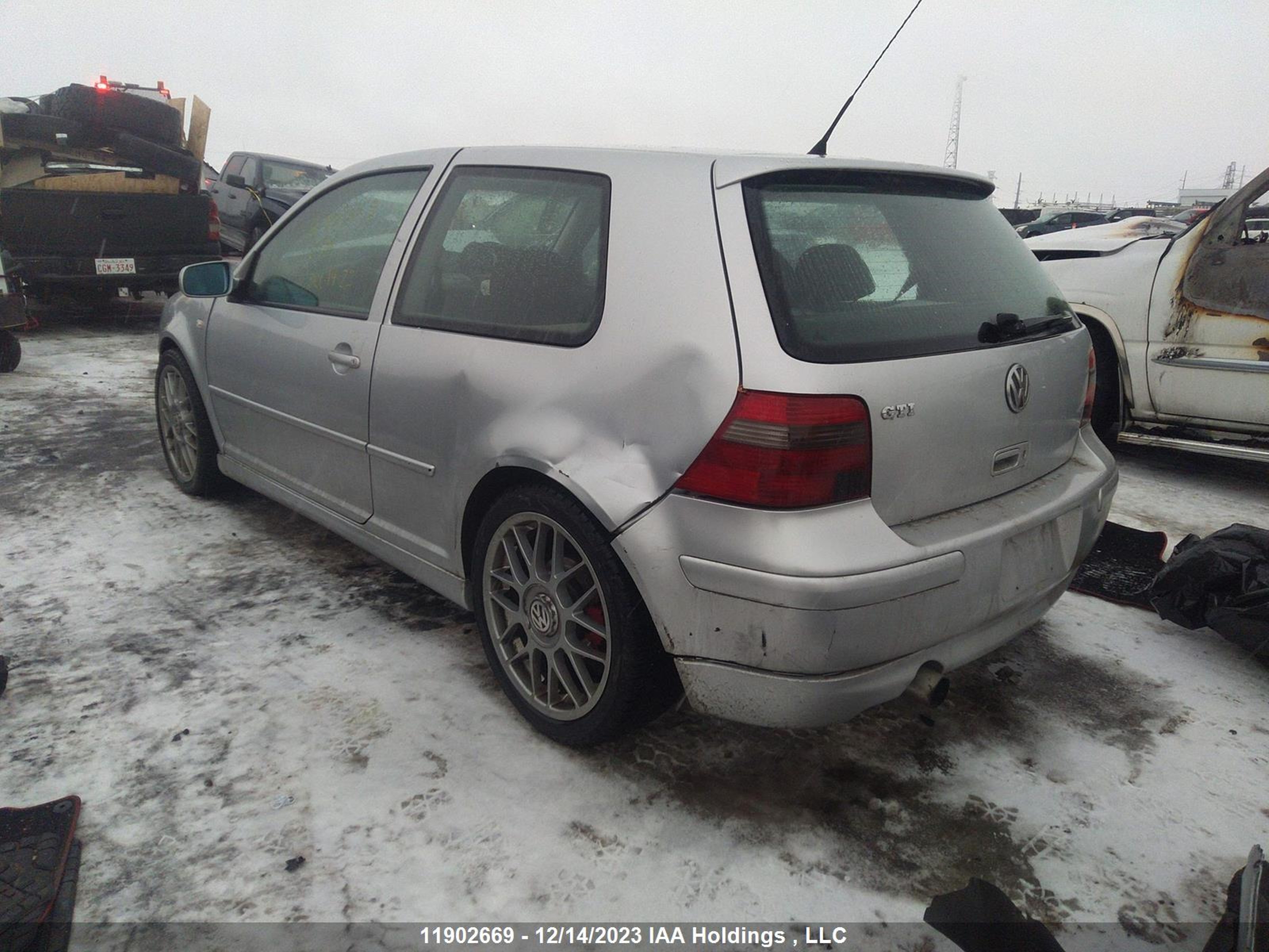 Photo 2 VIN: 9BWDE61J924074418 - VOLKSWAGEN GTI 