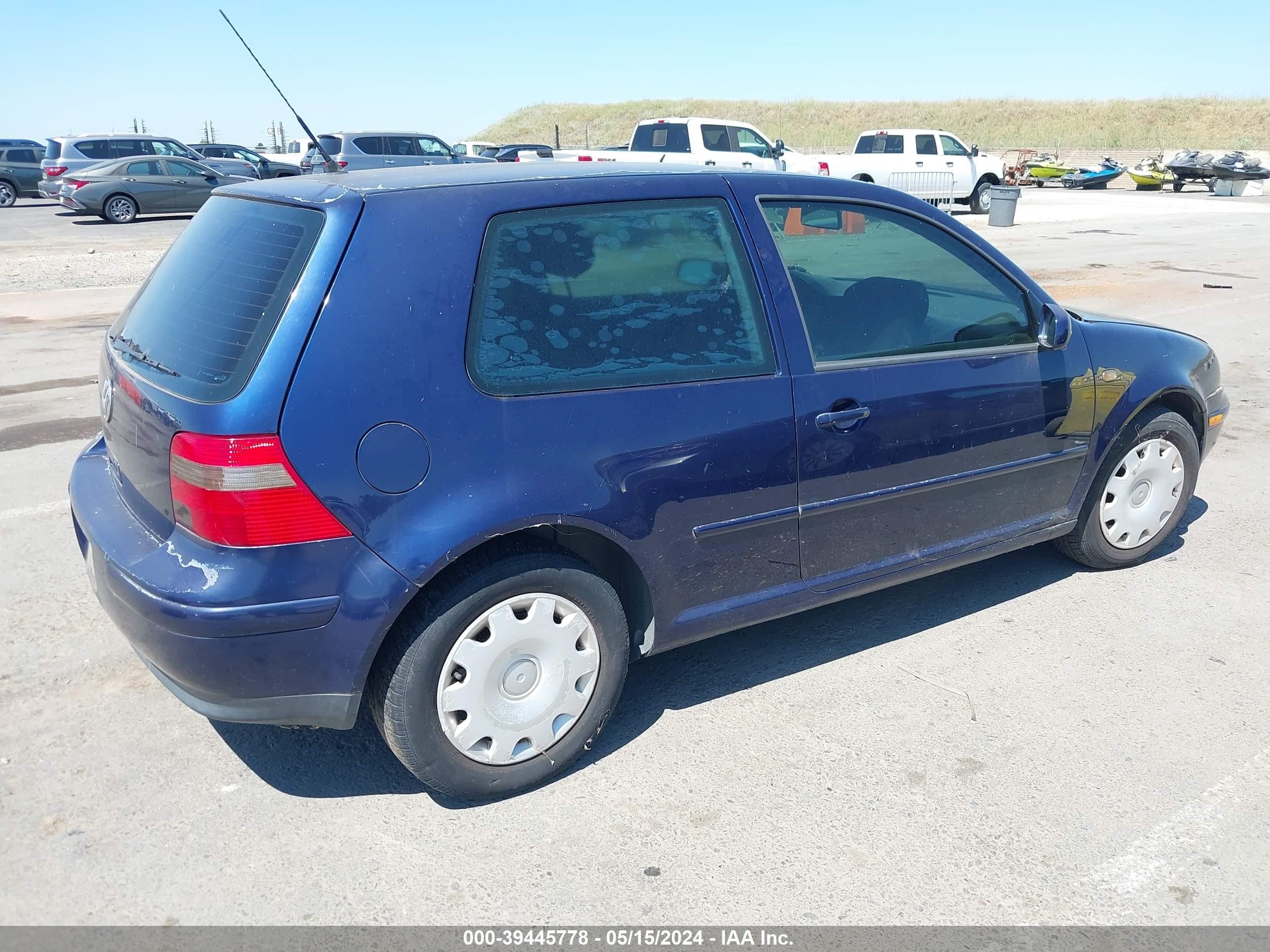 Photo 3 VIN: 9BWDE61JX34035693 - VOLKSWAGEN GTI 