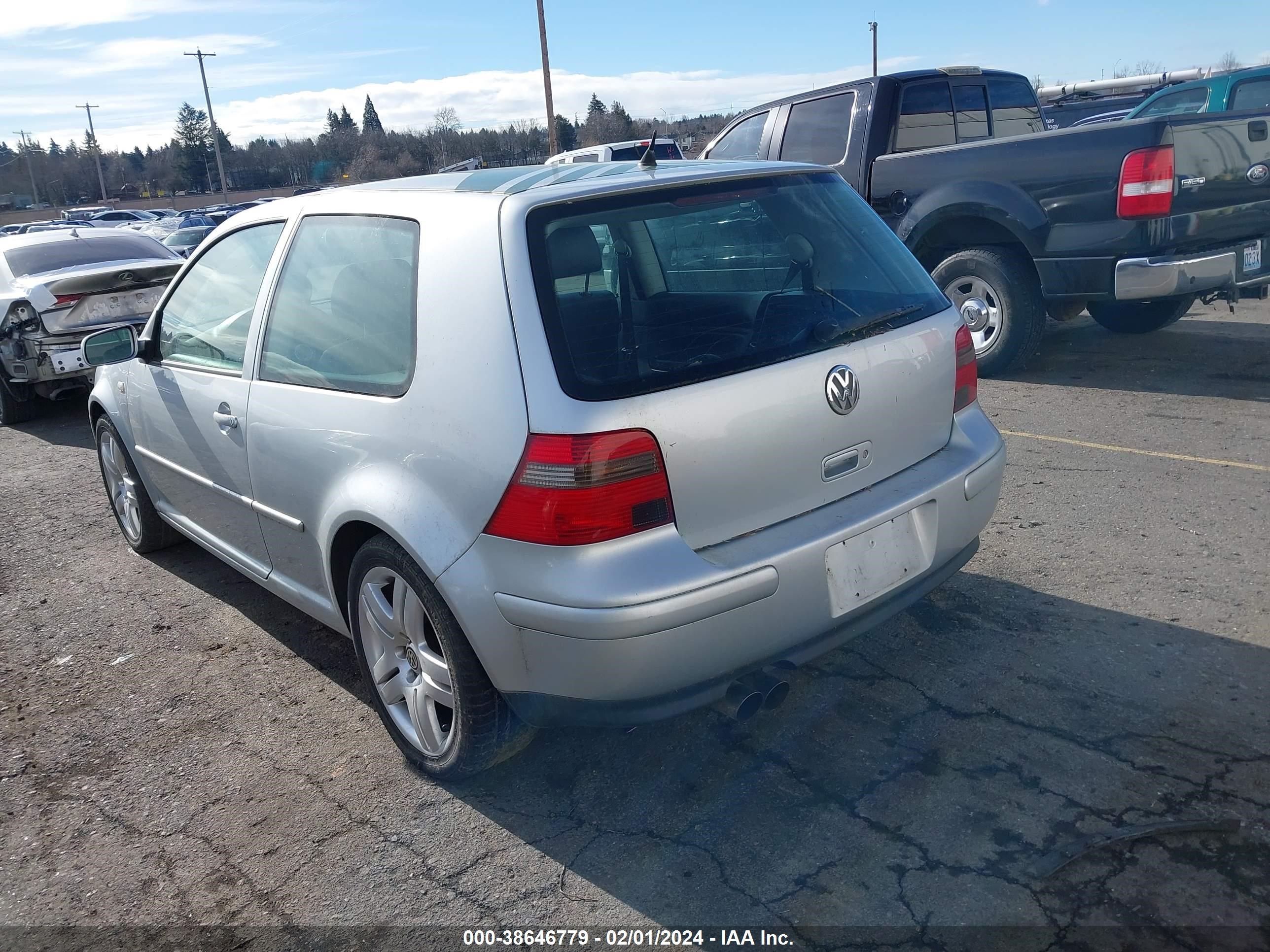 Photo 2 VIN: 9BWDH61J634030594 - VOLKSWAGEN GTI 