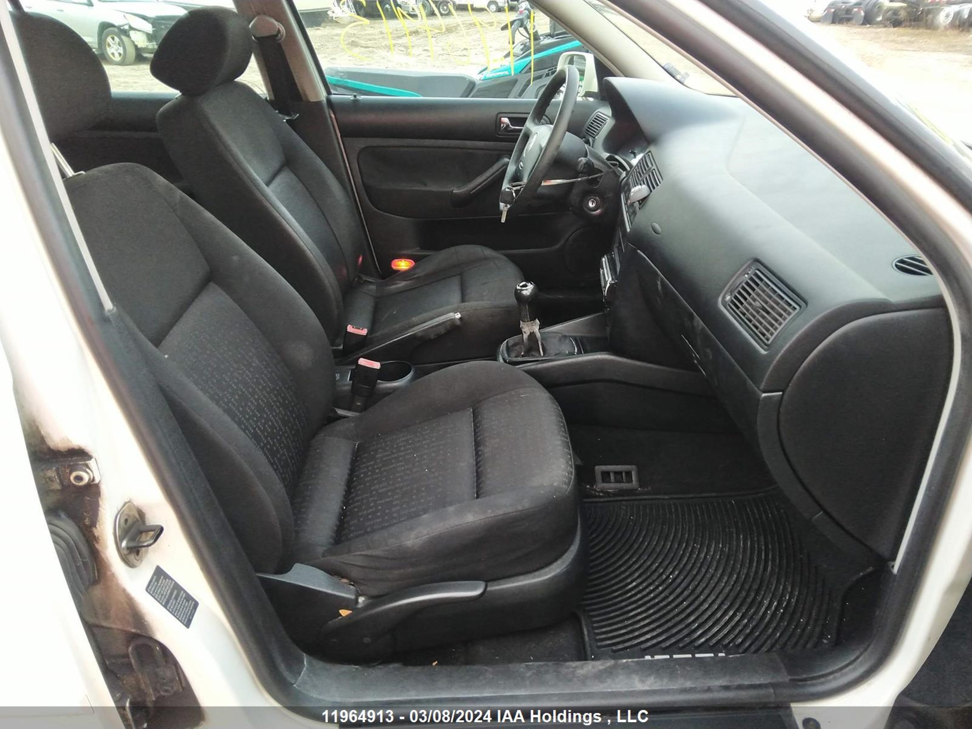 Photo 4 VIN: 9BWEK21J434071028 - VOLKSWAGEN GOLF 