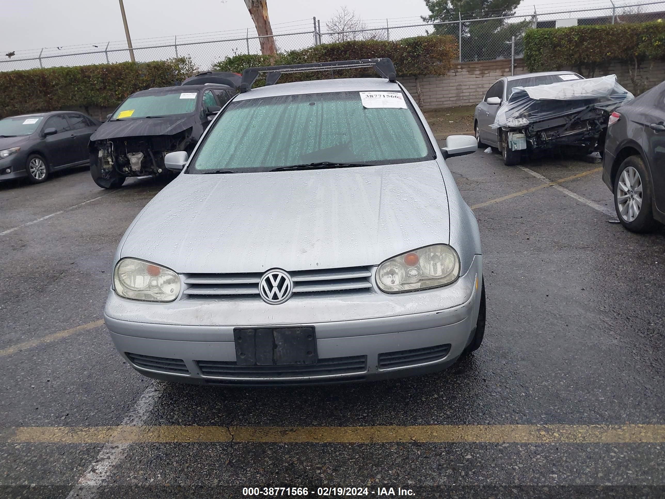 Photo 11 VIN: 9BWFK61J234014158 - VOLKSWAGEN GOLF 