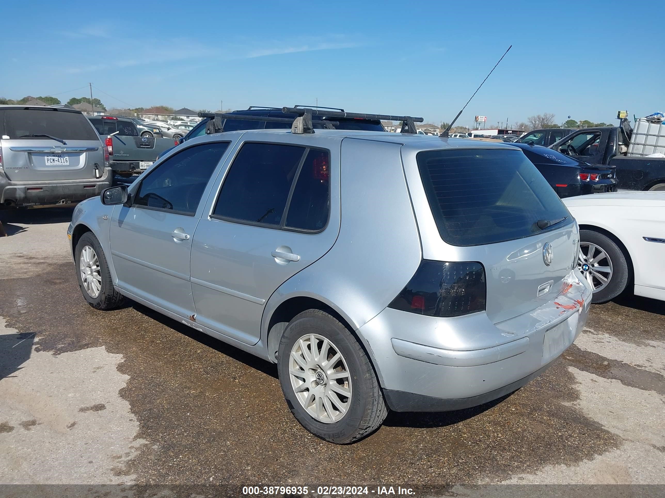 Photo 2 VIN: 9BWFP61J934073533 - VOLKSWAGEN GOLF 