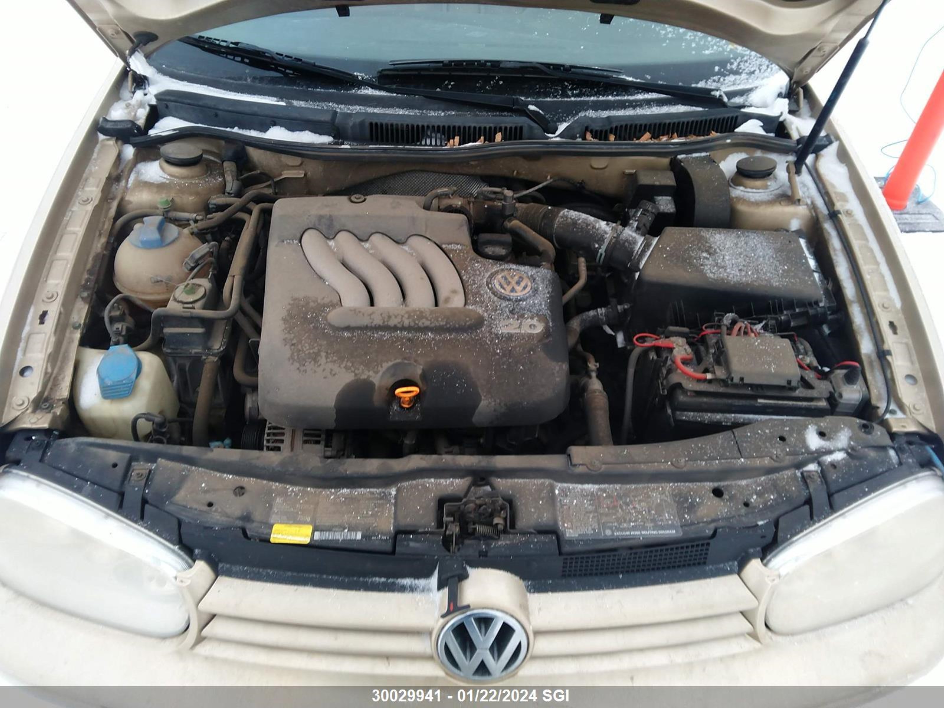 Photo 9 VIN: 9BWGB21JX24009396 - VOLKSWAGEN GOLF 