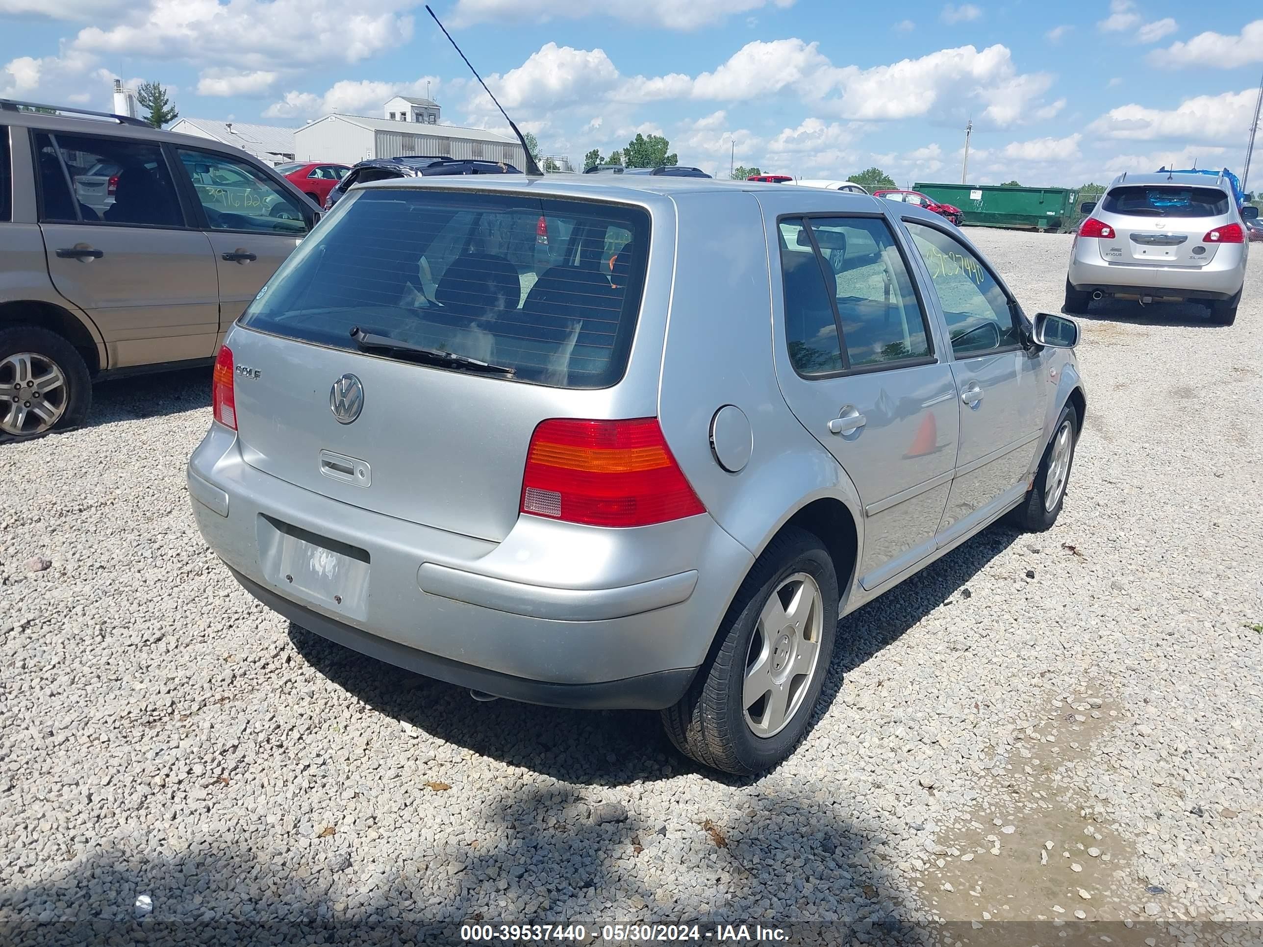 Photo 3 VIN: 9BWGB61J724071989 - VOLKSWAGEN GOLF 