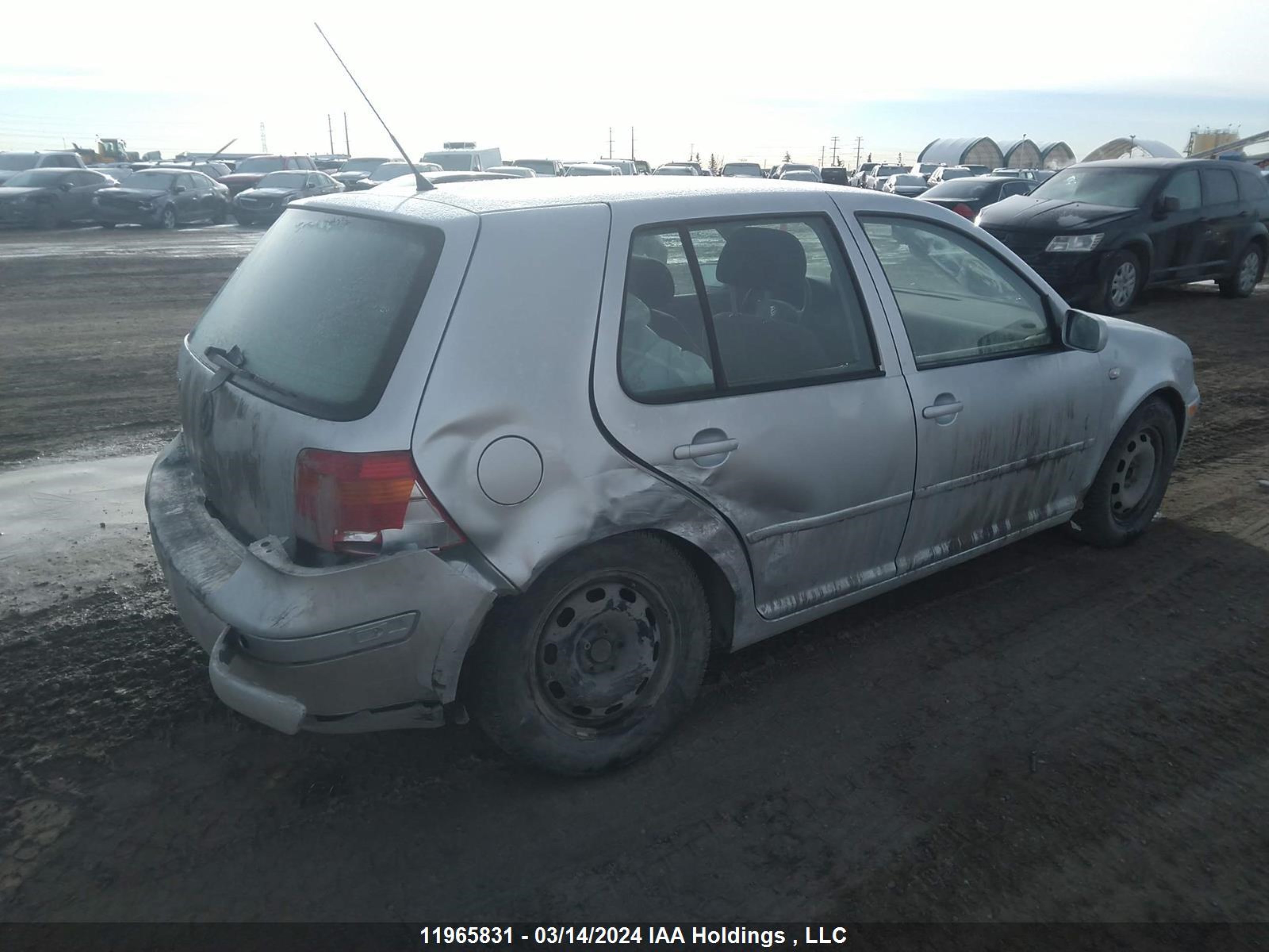 Photo 3 VIN: 9BWGK21J034012339 - VOLKSWAGEN GOLF 