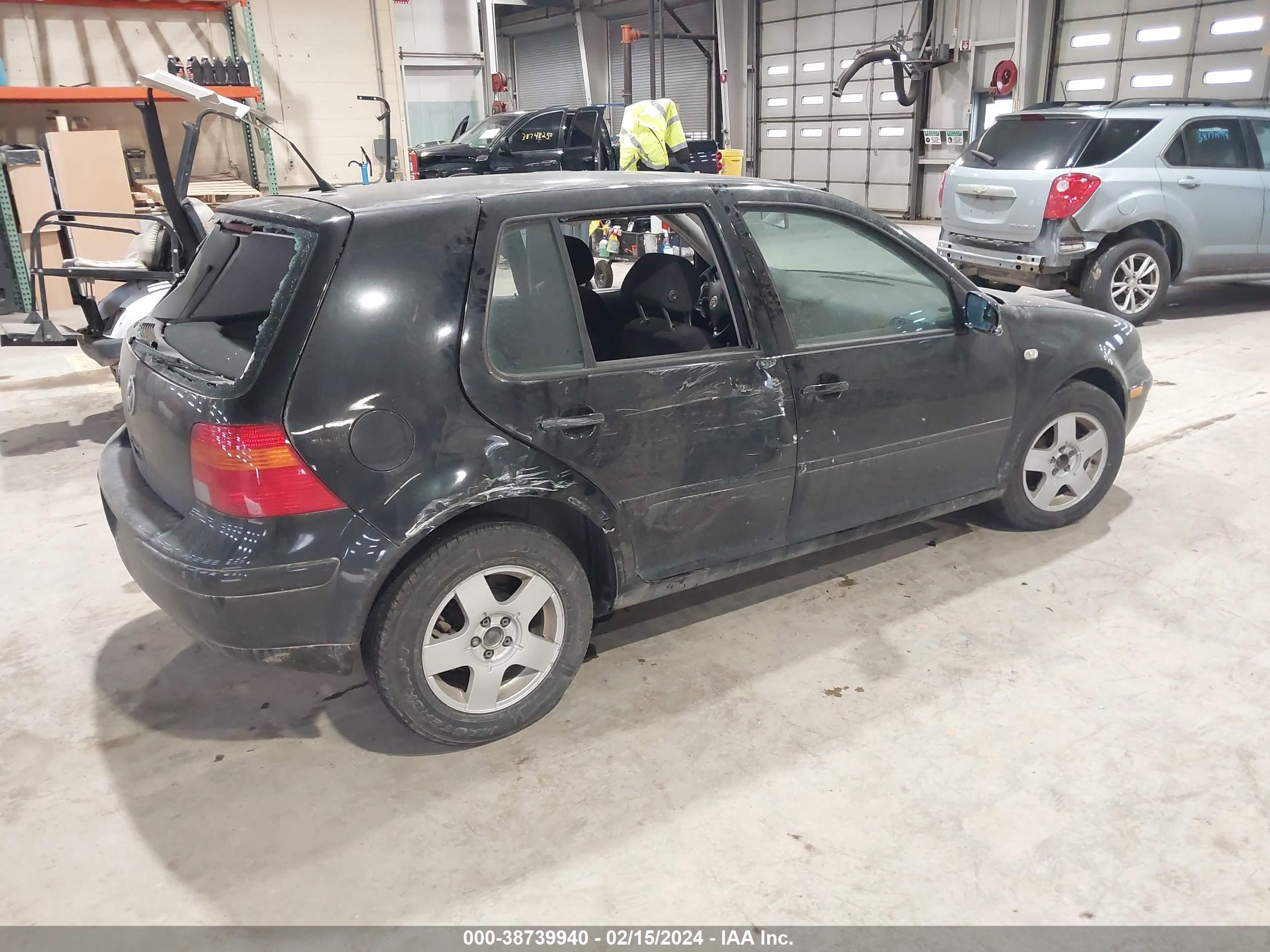 Photo 3 VIN: 9BWGK61J024033472 - VOLKSWAGEN GOLF 