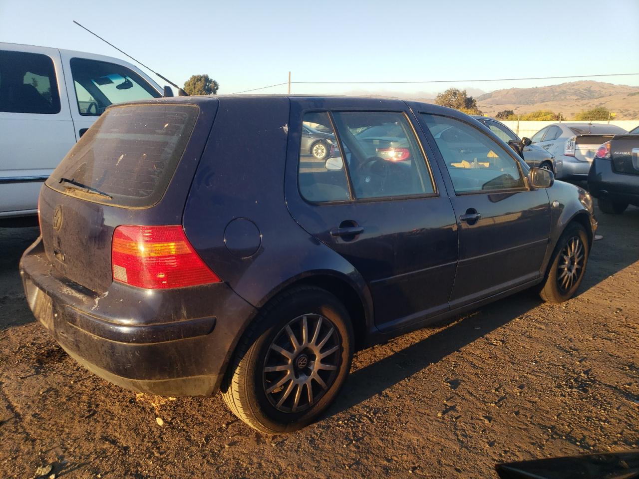 Photo 2 VIN: 9BWGK61J734061402 - VOLKSWAGEN GOLF 