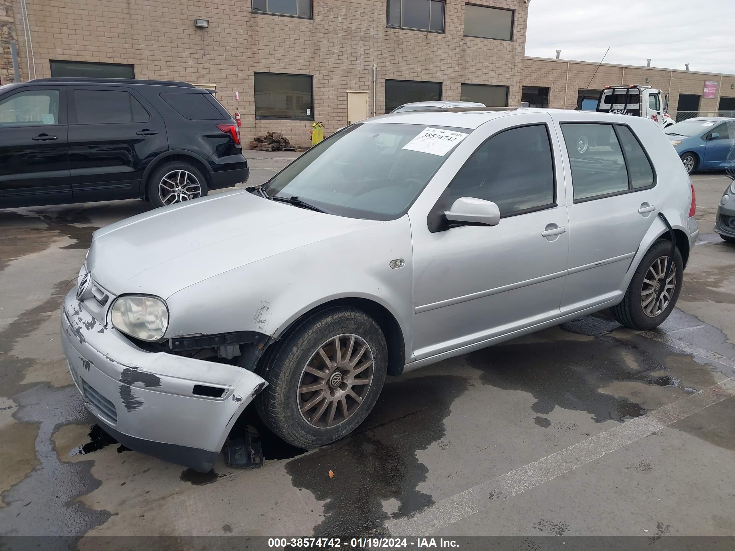 Photo 1 VIN: 9BWGR61J144007266 - VOLKSWAGEN GOLF 