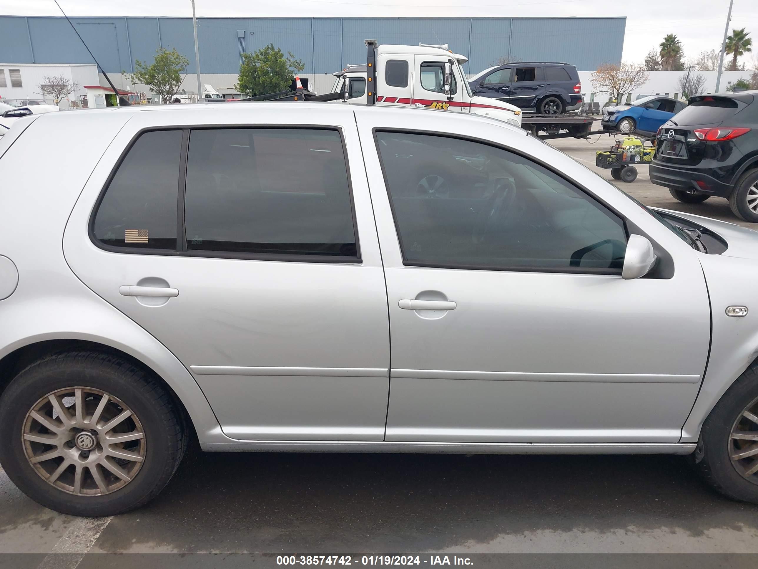 Photo 12 VIN: 9BWGR61J144007266 - VOLKSWAGEN GOLF 