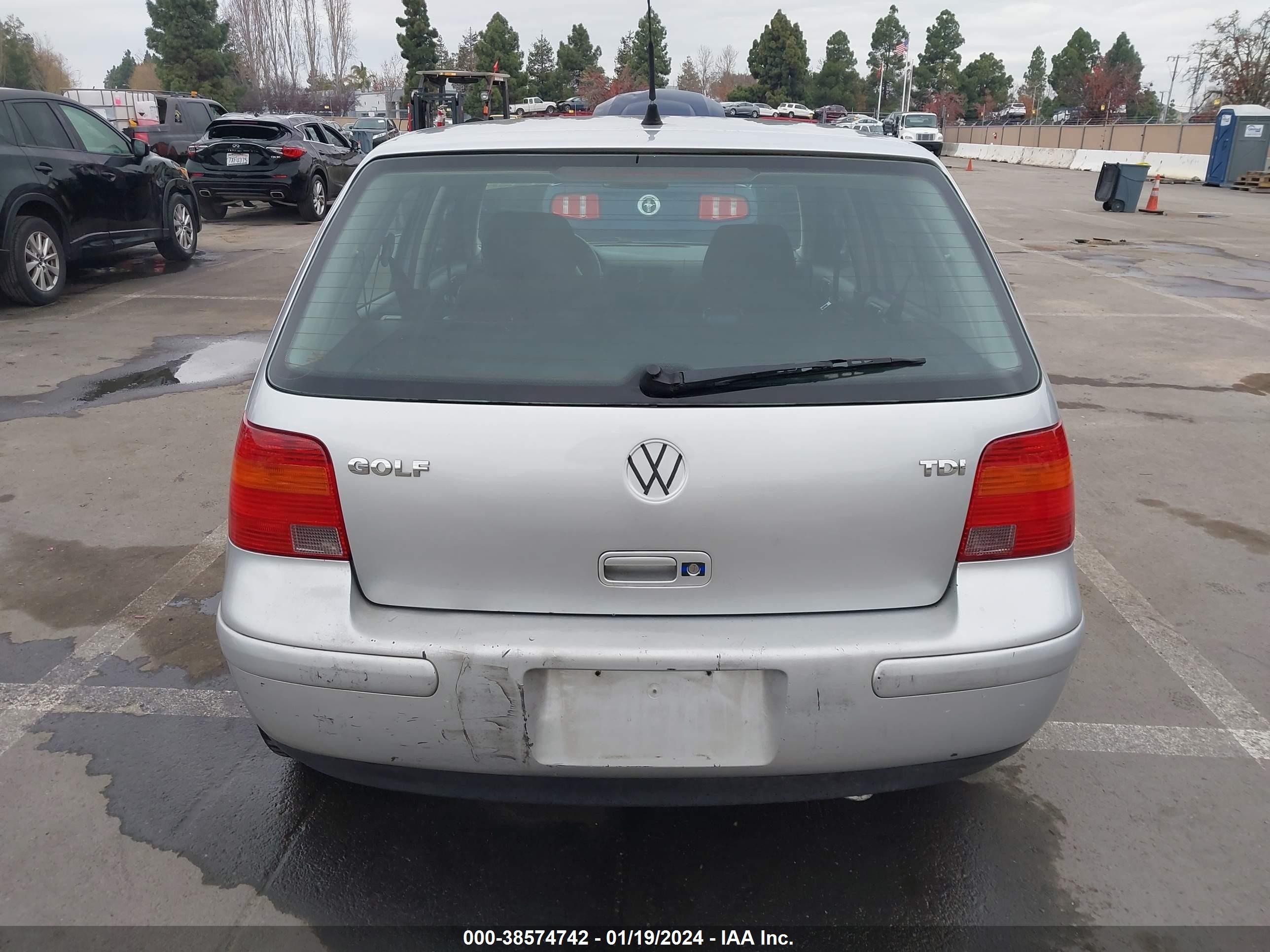 Photo 15 VIN: 9BWGR61J144007266 - VOLKSWAGEN GOLF 