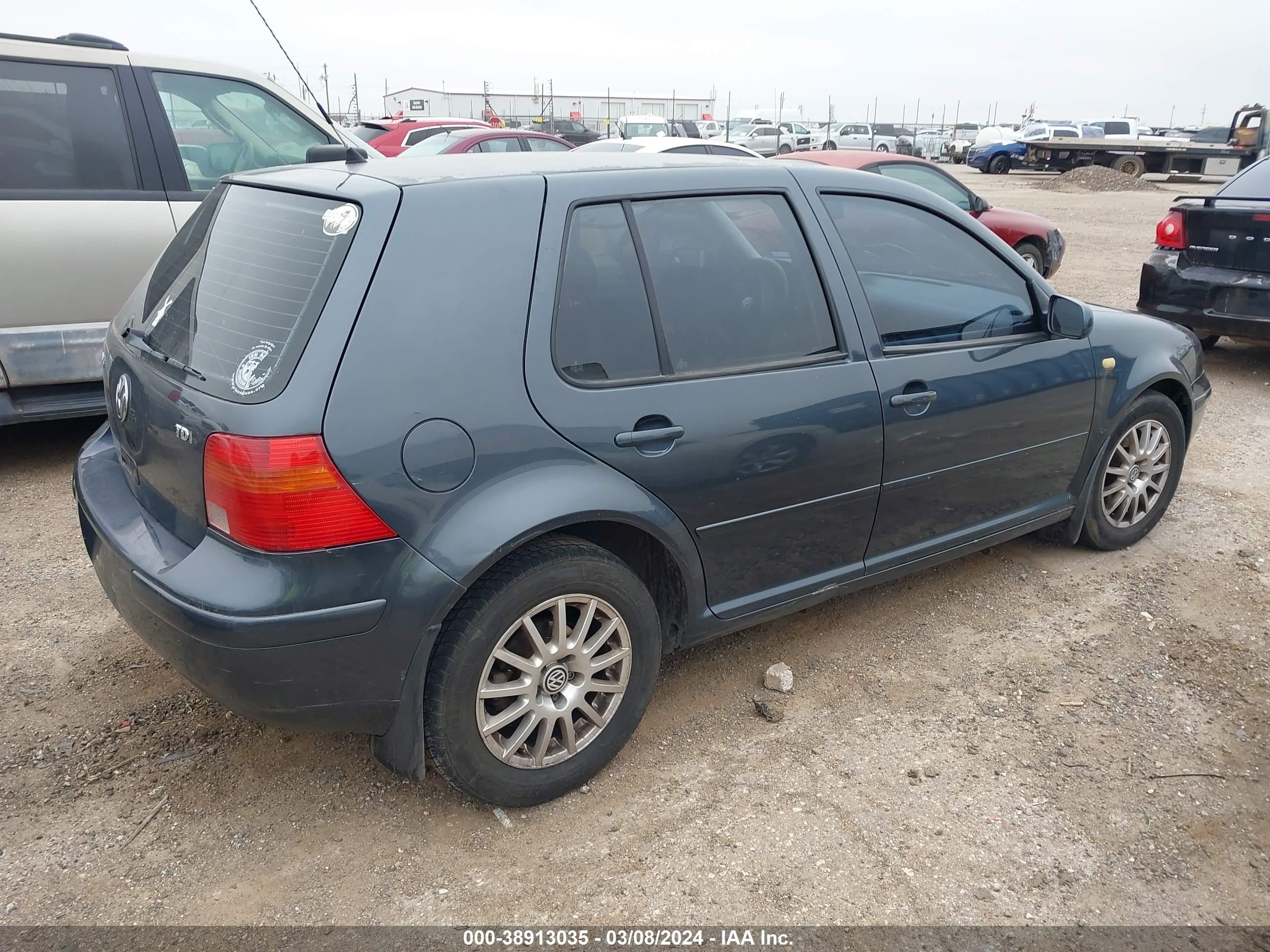 Photo 3 VIN: 9BWGR61J264001172 - VOLKSWAGEN GOLF 