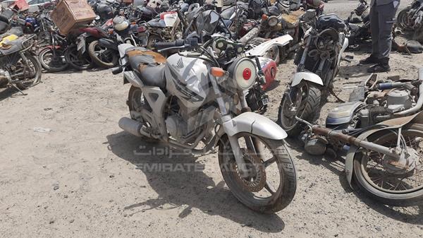 Photo 10 VIN: 9C2MC35007R302970 - HONDA MOTORBIKE 