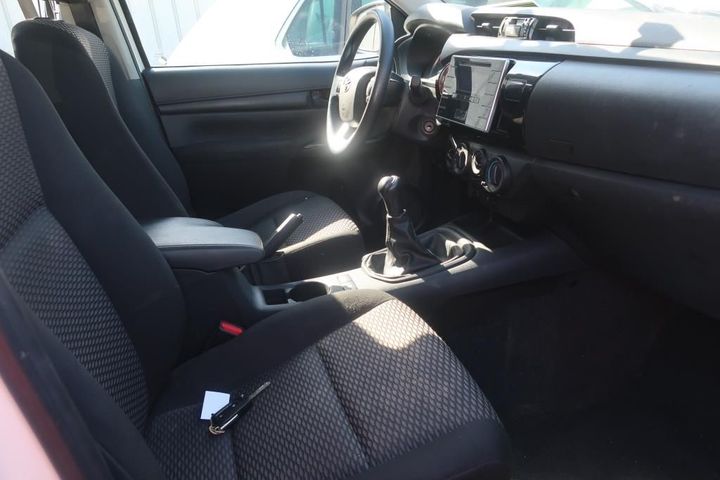 Photo 15 VIN: AHTKB3CD702624727 - TOYOTA HILUX 