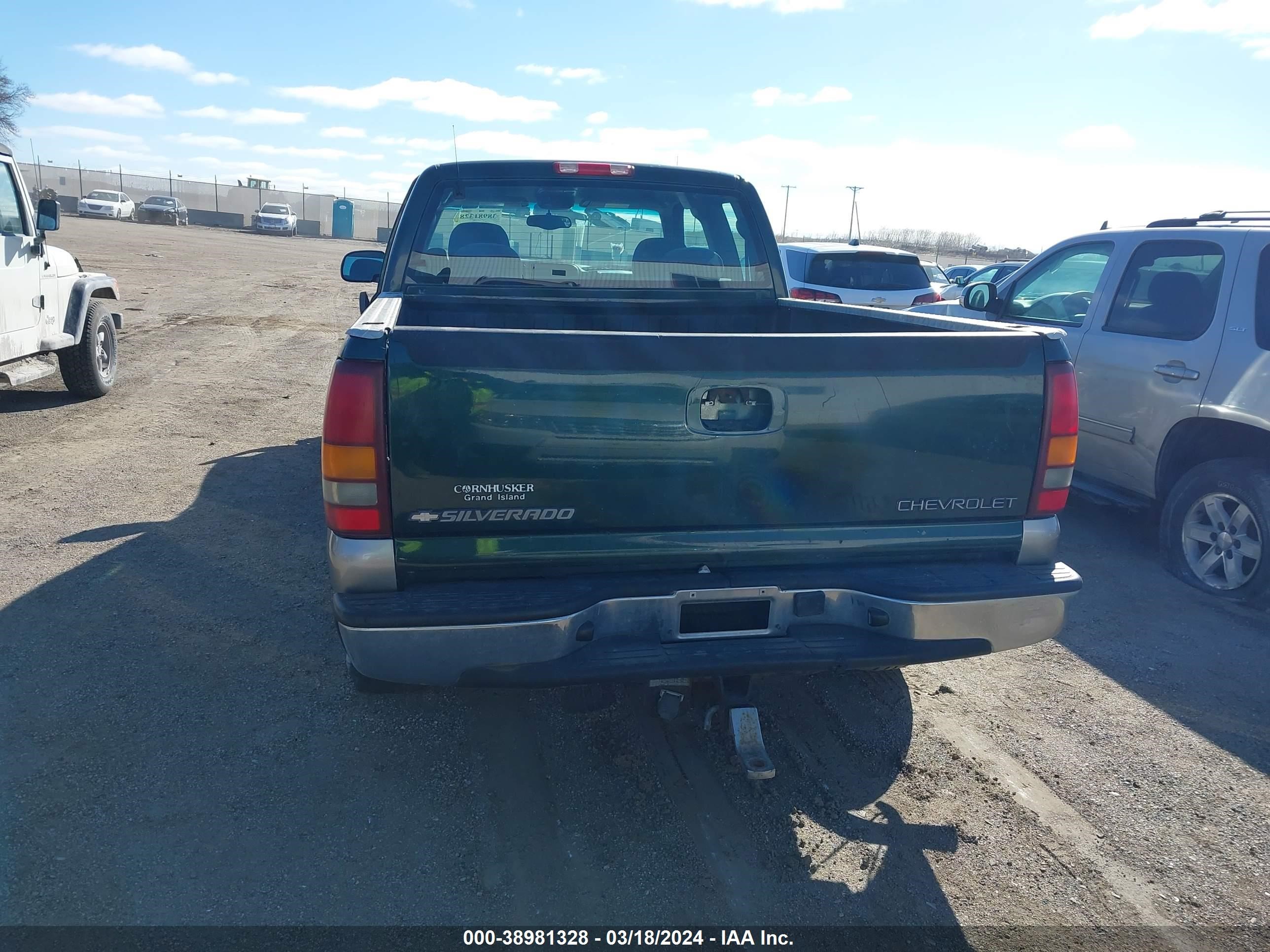 Photo 15 VIN: DUMMYVIN287921693 - CHEVROLET SILVERADO 