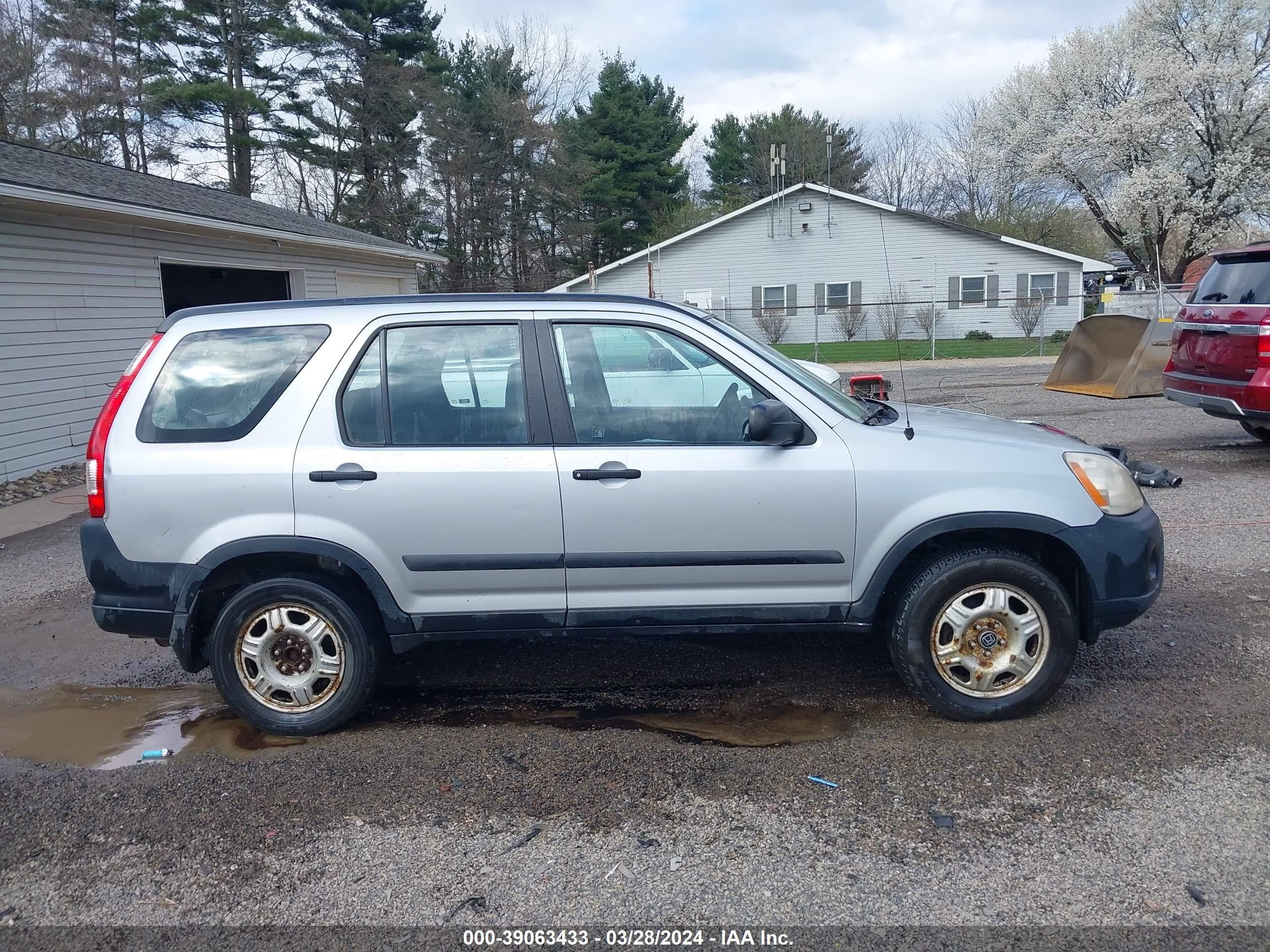 Photo 13 VIN: FHFRD78505U308288 - HONDA CR-V 