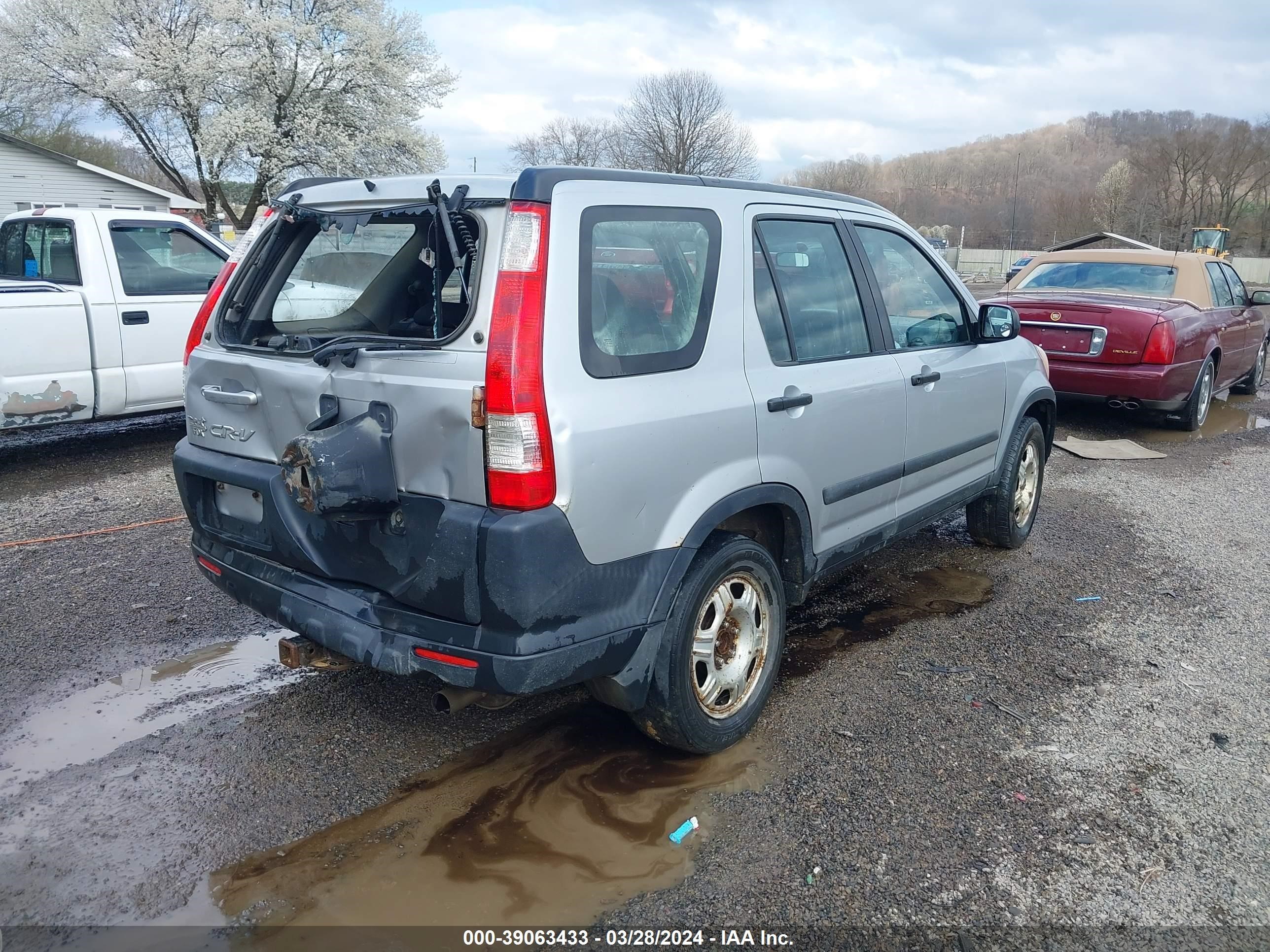 Photo 3 VIN: FHFRD78505U308288 - HONDA CR-V 