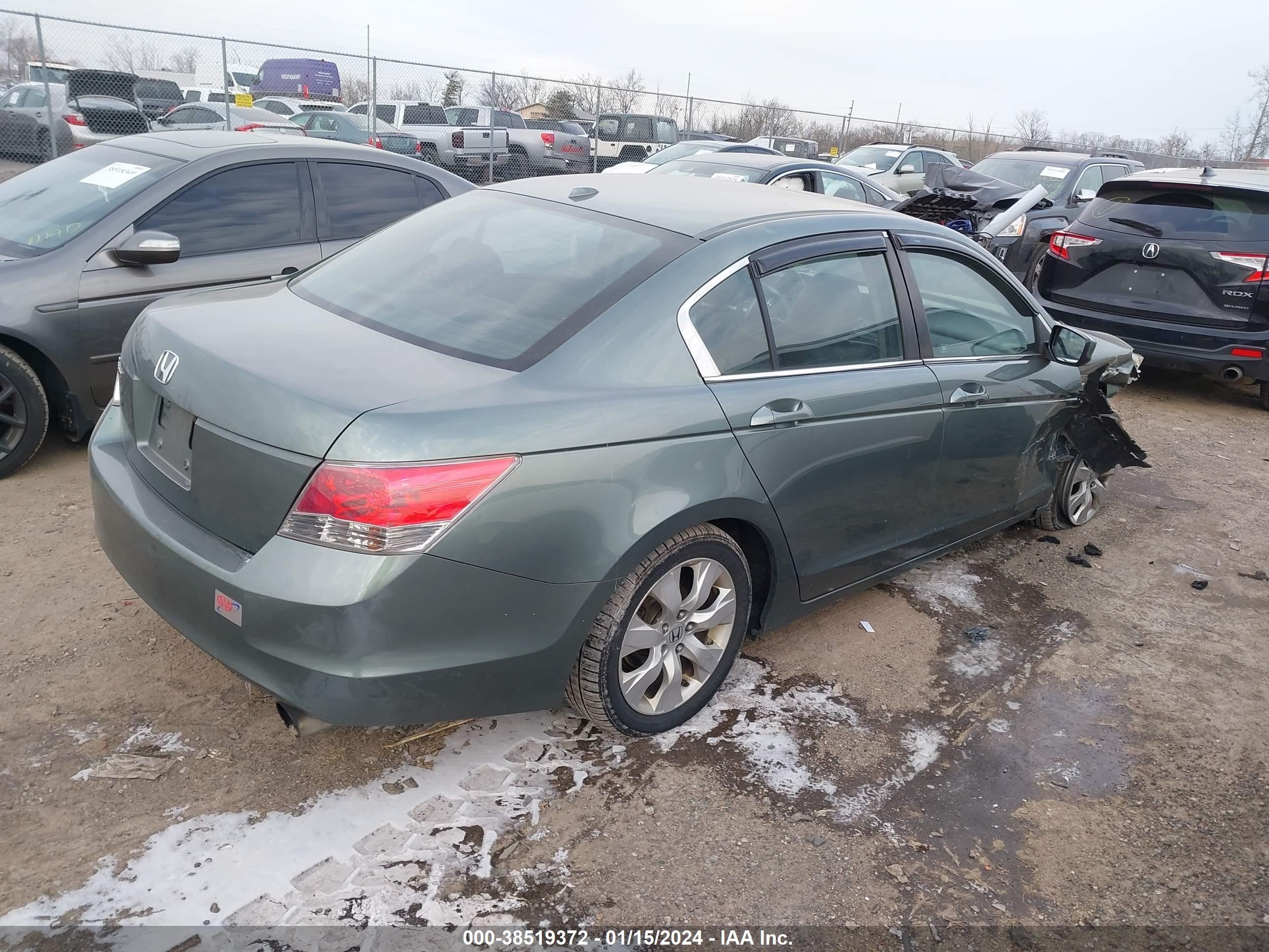 Photo 3 VIN: IHGCP25858A059264 - HONDA ACCORD 