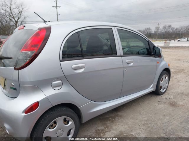 Photo 3 VIN: JA3215H19CU008898 - MITSUBISHI I-MIEV 