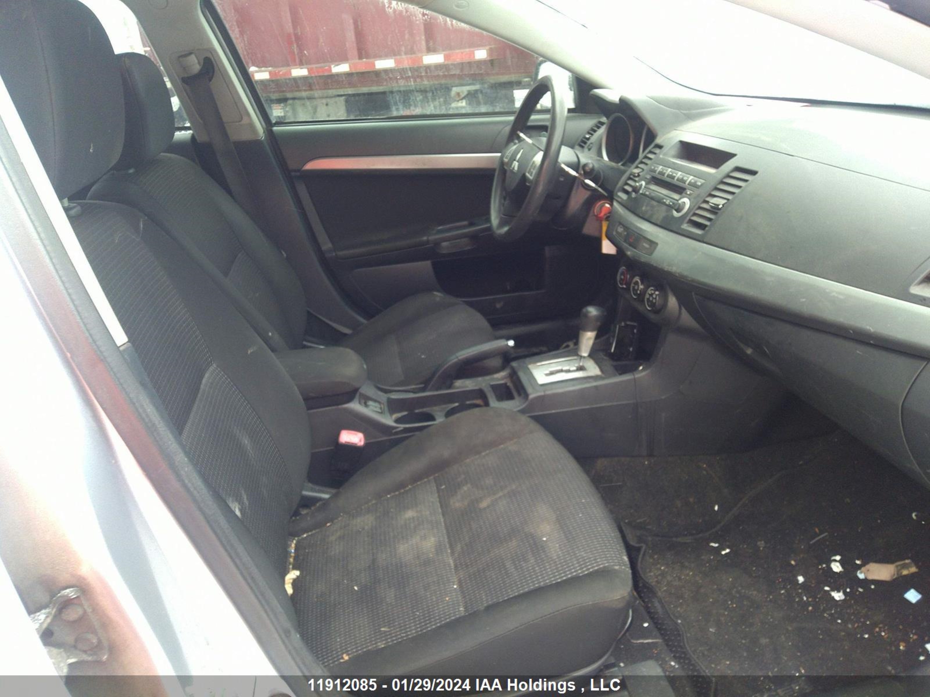 Photo 4 VIN: JA32U2FU0AU608256 - MITSUBISHI LANCER 